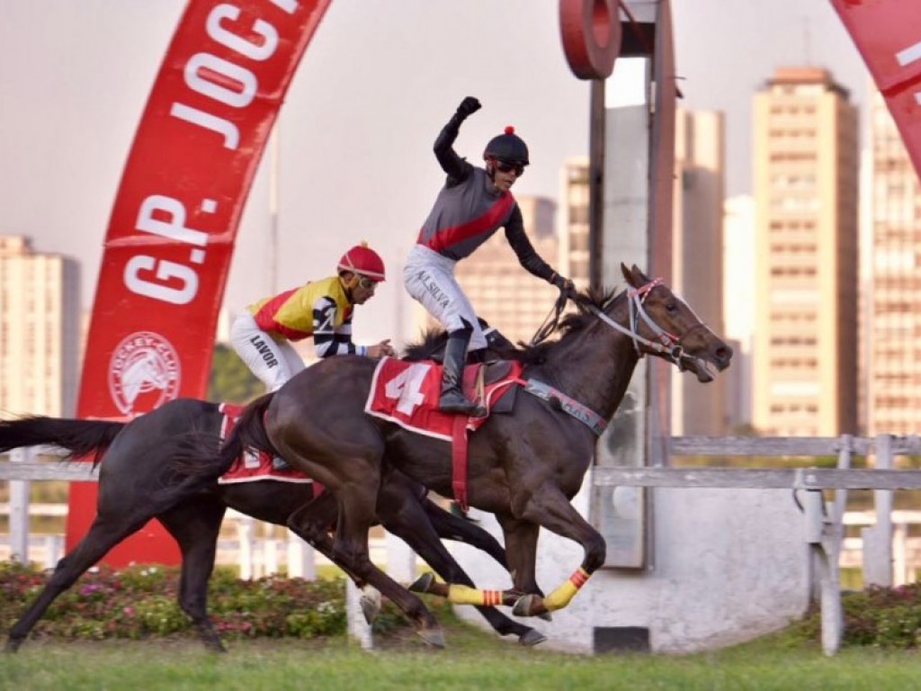 Foto: Nas pré-inscrições do Derby, Mestre do Iguassu e mais dez têm added pago