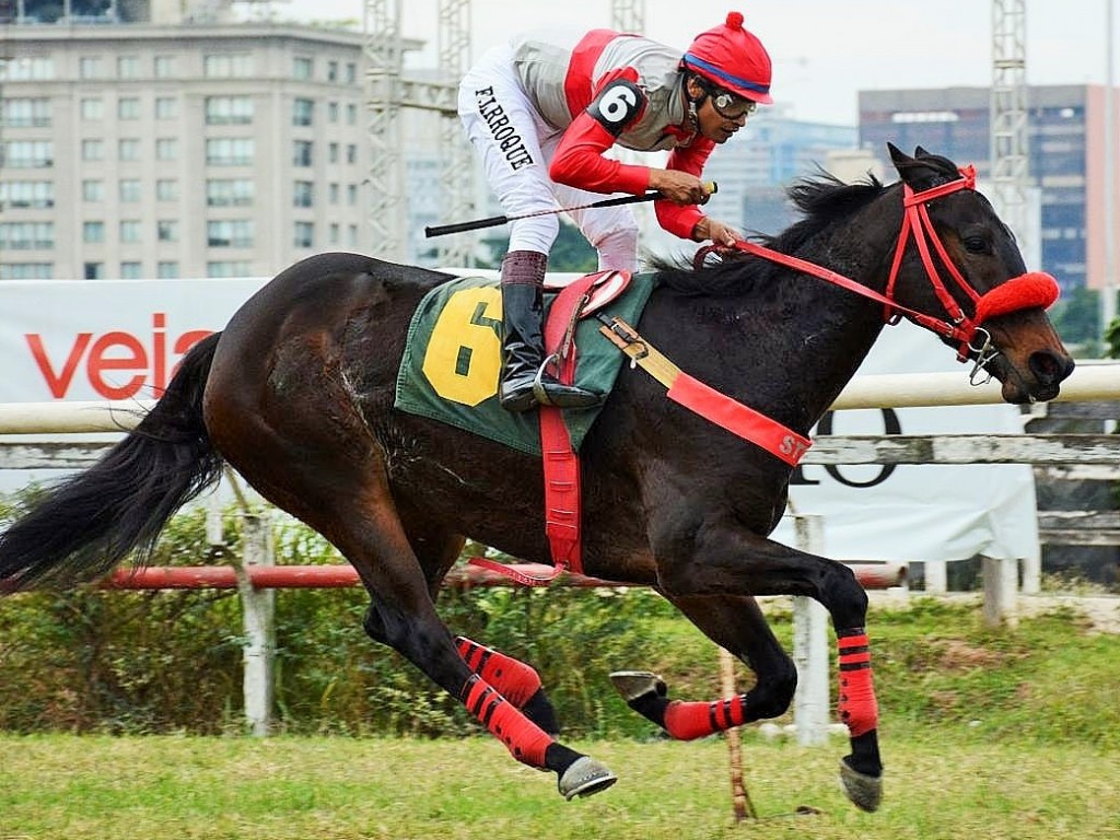 Foto: Em grande forma, Mutlu San conquista batismo clássico