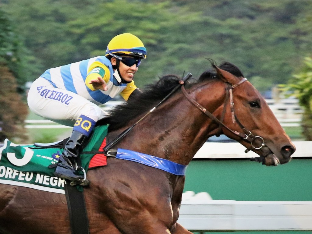 Foto: Orfeu Negro obtém primeira vitória, diretamente, no G1 do GP Jockey Club Brasileiro