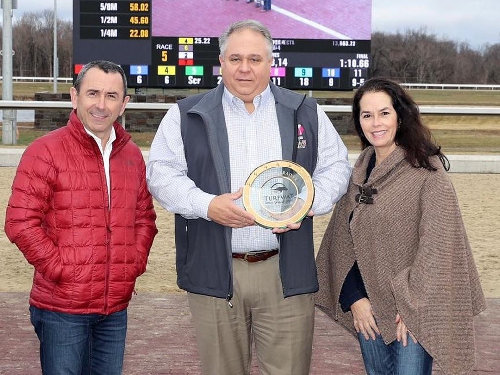 Foto: Com título em Turfway Park e Ivar na Pegasus Turf, Lobo é manchete na Blood Horse