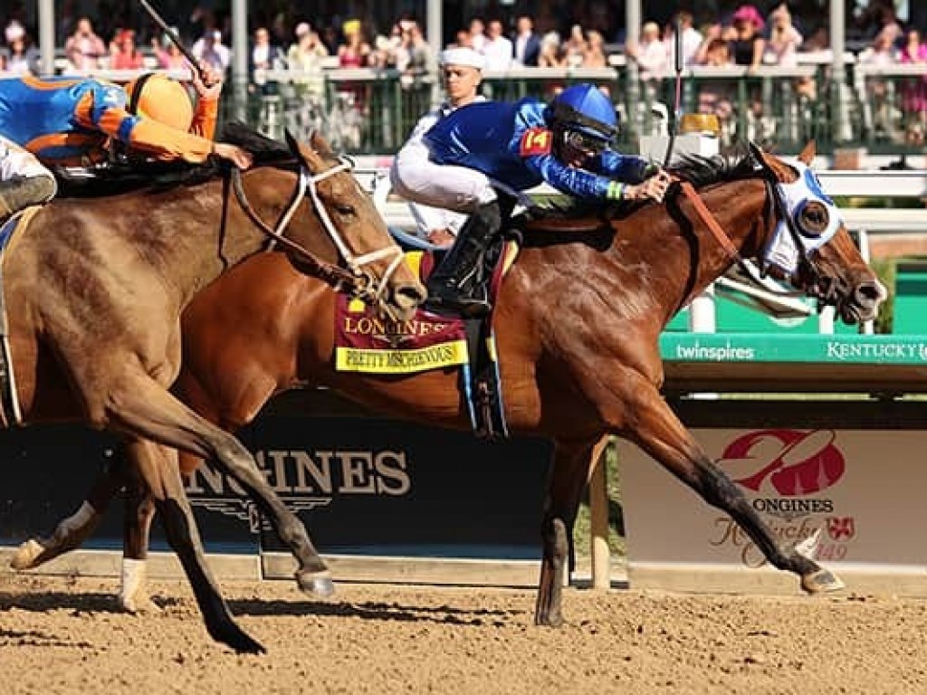 Foto: Pretty Mischievous vence o Kentucky Oaks (G1)