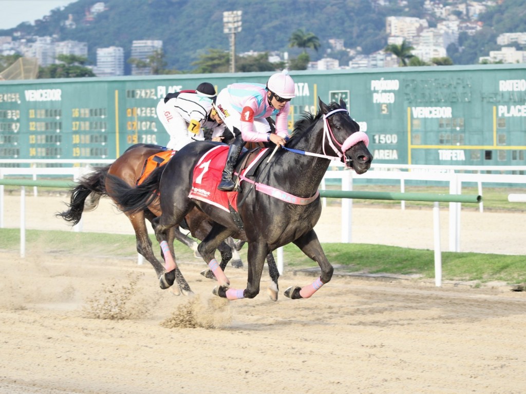 Foto: Jeromel conquista seu batismo nobre no Clássico Eurico Solanés (L.)