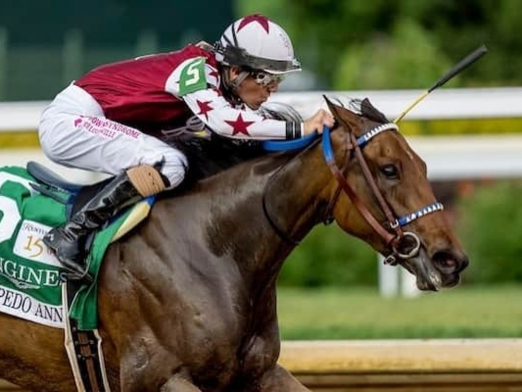 Foto: De ponta a ponta, Thorpedo Anna vence o Kentucky Oaks (G1)