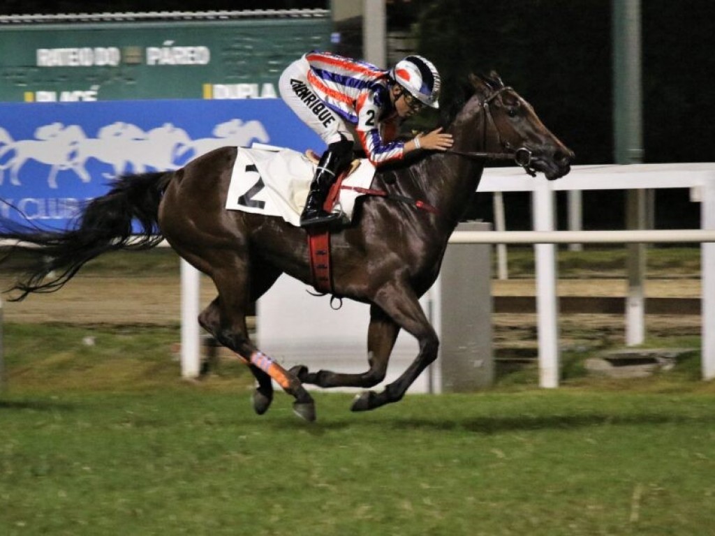 Foto: Orange Blossom arranha recorde e conquista batismo cl&aacute;ssico no GP Riboletta (G3)